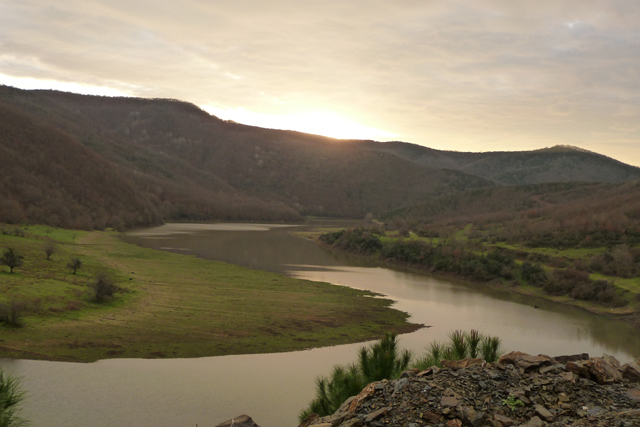 Çamur, Asfalt, Mantı, Gökkuşağı (09.01.2011 Pazar Çıldırması)