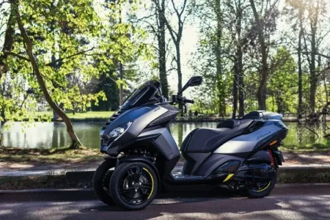 Peugeot Metropolis GT 400