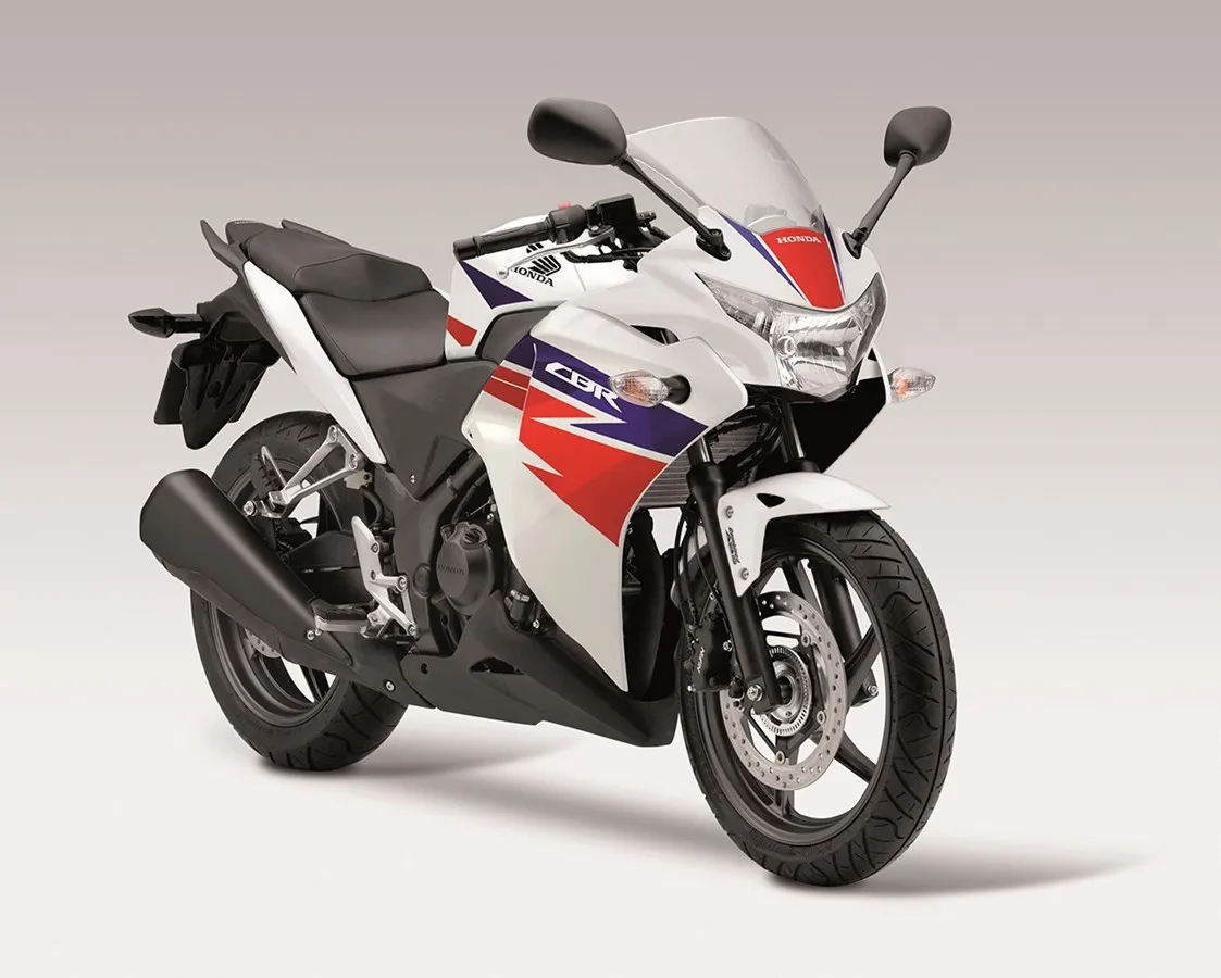 Honda CBR250R (İlk kasa / Tek far)