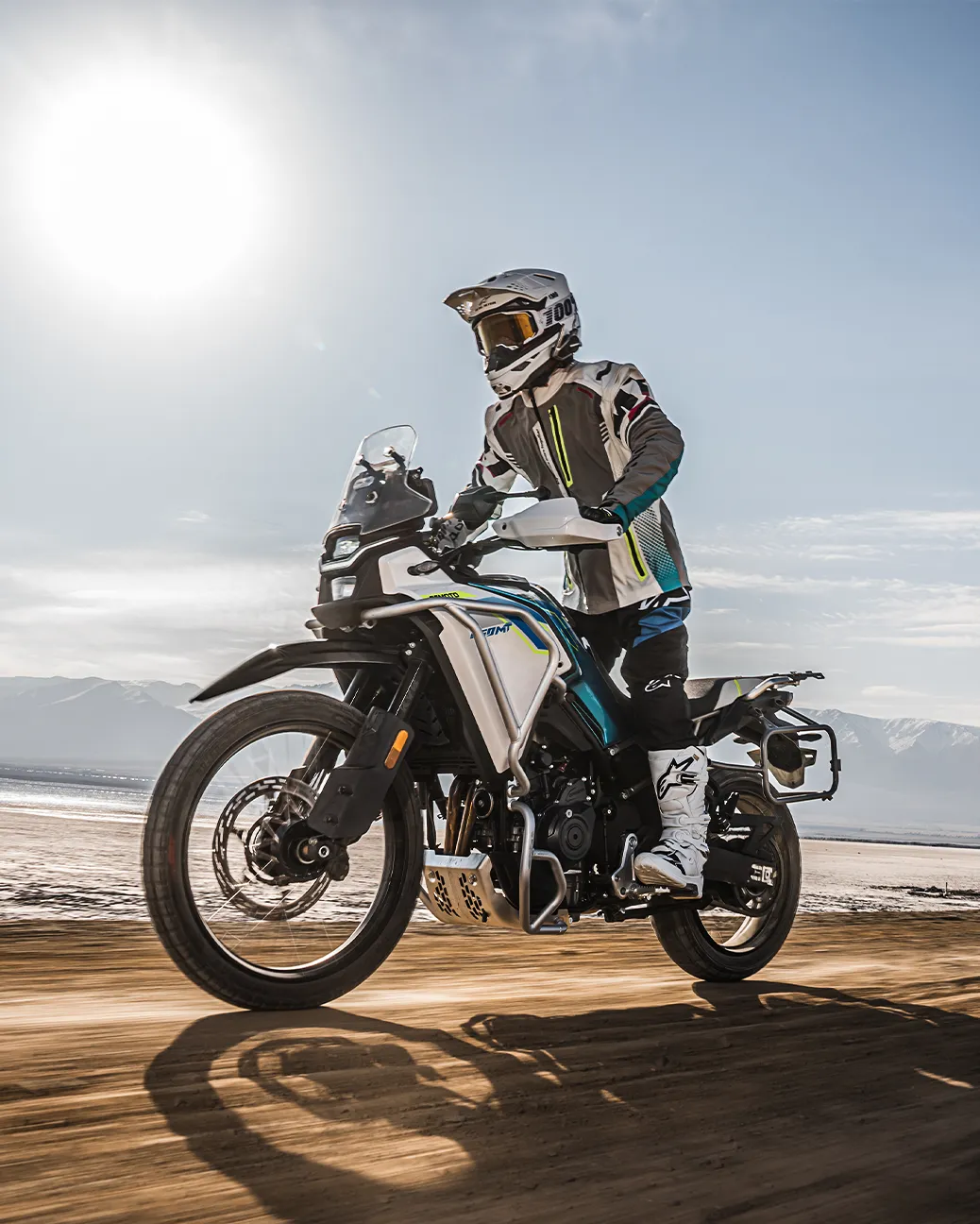 CFMOTO 450MT
