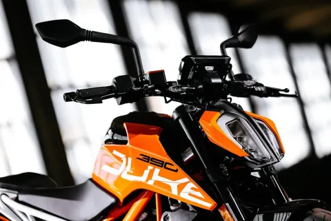 KTM 390 Duke (LED / TFT kasa)