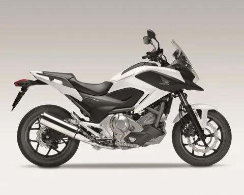 Honda NC700X DCT (2012 kasa)