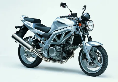 Suzuki SV650 (Köşeli kasa)