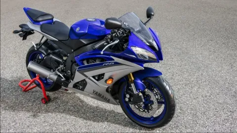Yamaha YZF-R6 (2015)