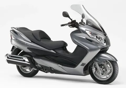 Suzuki Burgman 400 (2006 kasa)
